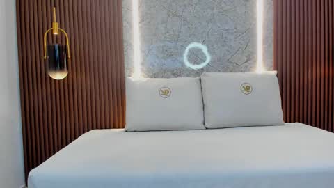 Snapshot of evony_beckerr chatting on 4, 12, 2025 evony_beckerr online show from 4, 12, 2025