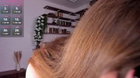 Snapshot of excellent_vibe chatting on 30, 4, 2026 Ann online show from 30, 4, 2026