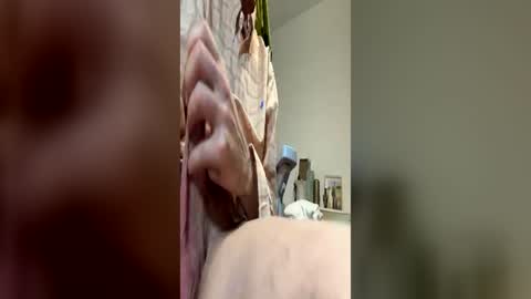 Snapshot of exhibapoil chatting on 1, 7, 2026 exhibapoil online show from 1, 7, 2026