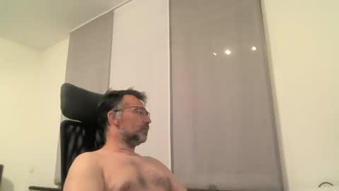 Snapshot of exhibit77 chatting on 18, 6, 2026 exhibit77 online show from 18, 6, 2026