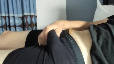 Snapshot of exhibitionist2cee chatting on 2, 6, 2026 exhibitionist2cee online show from 2, 6, 2026