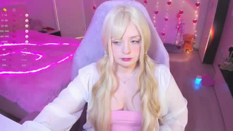 Snapshot of exhoneyangel chatting on 10, 3, 2025  Amy  online show from 10, 3, 2025
