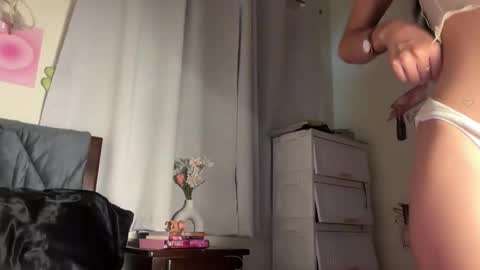 Angela online show from 28, 11, 2025