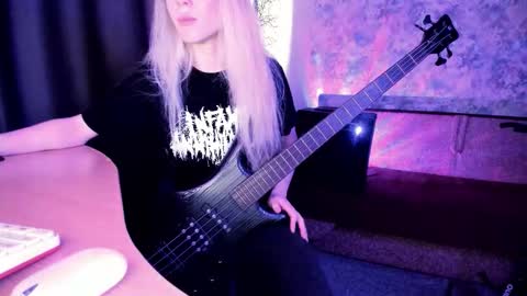 my real name is Irene but Exo is oke too  online show from 30, 9, 2025