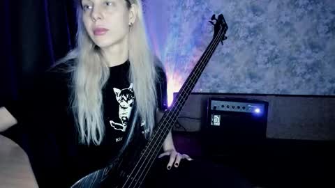 my real name is Irene but Exo is oke too  online show from 21, 2, 2026