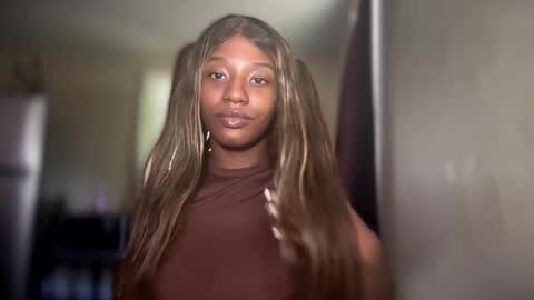 Snapshot of exoticaqua chatting on 28, 9, 2025 exoticaqua online show from 28, 9, 2025