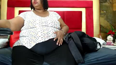 Snapshot of exoticbigmandx chatting on 25, 4, 2026 Mandy online show from 25, 4, 2026