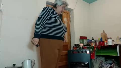 Snapshot of exquisitemature chatting on 25, 1, 2025 ExquisiteMature online show from 25, 1, 2025