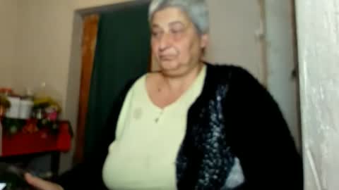 Snapshot of exquisitemature chatting on 9, 10, 2025 ExquisiteMature online show from 9, 10, 2025