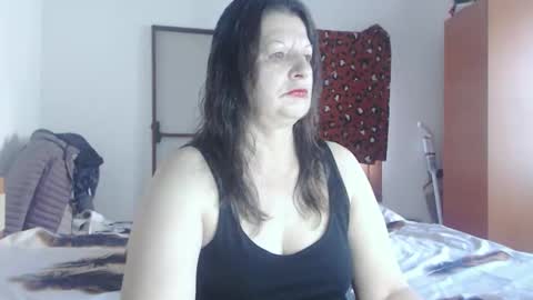 Snapshot of extasymature chatting on 19, 4, 2026 ExtasyMature online show from 19, 4, 2026
