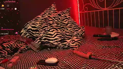 extra_topping online show from 23, 2, 2025