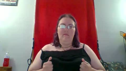 Snapshot of extremely_naughty69 chatting on 31, 5, 2026 ExSquirtle online show from 31, 5, 2026