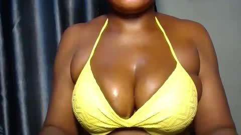 Snapshot of extremelywetgirl_ chatting on 5, 4, 2026 extremelywetgirl_ online show from 5, 4, 2026