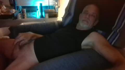 Snapshot of eyegasms2112 chatting on 19, 6, 2026 Edger online show from 19, 6, 2026