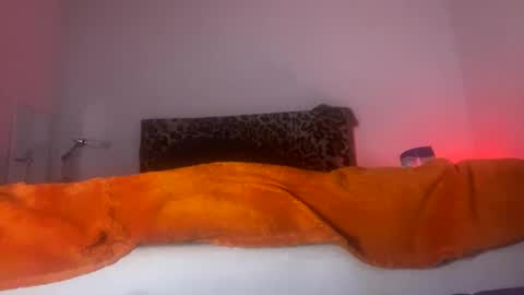 eyelyke2kream online show from 31, 12, 2024