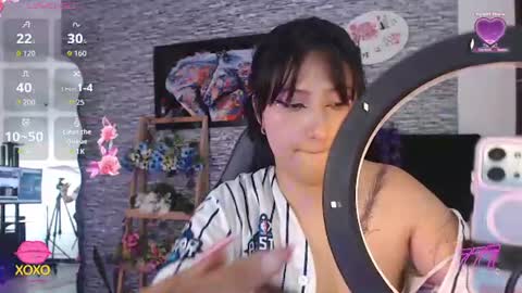 Snapshot of eyesmoon7710 chatting on 15, 7, 2026 eyes moon online show from 15, 7, 2026