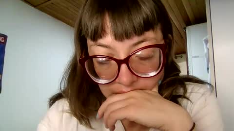 Snapshot of ezlngirl chatting on 17, 1, 2025 Aimee online show from 17, 1, 2025