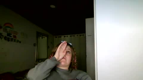 Snapshot of ezlngirl chatting on 30, 9, 2025 Aimee online show from 30, 9, 2025