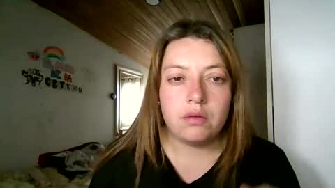 Snapshot of ezlngirl chatting on 20, 10, 2025 Aimee online show from 20, 10, 2025