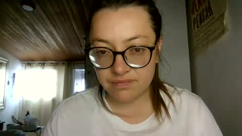 Snapshot of ezlngirl chatting on 15, 7, 2026 Aimee online show from 15, 7, 2026