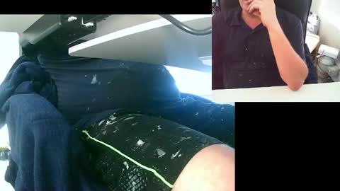 Snapshot of ezondi1 chatting on 6, 2, 2025 EZONDI online show from 6, 2, 2025