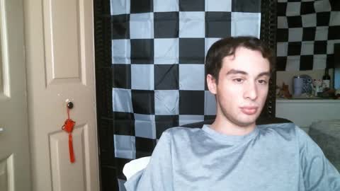 Ezra Naamah online show from 30, 1, 2025