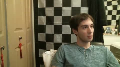 Ezra Naamah online show from 19, 2, 2025