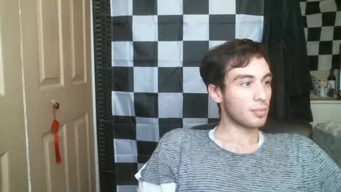 Ezra Naamah online show from 23, 2, 2025