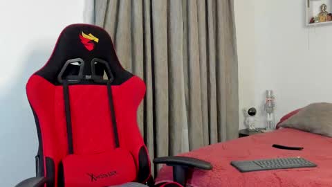 Ezzio Scolaro online show from 25, 2, 2026