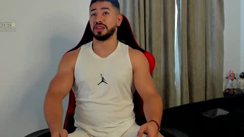 Snapshot of ezzio_scolaro chatting on 12, 3, 2026 Ezzio Scolaro online show from 12, 3, 2026