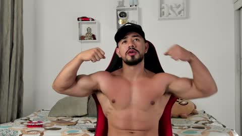 Snapshot of ezzio_scolaro chatting on 12, 4, 2026 Ezzio Scolaro online show from 12, 4, 2026