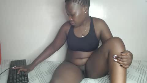 Snapshot of fabbie01 chatting on 6, 5, 2026 Miss Fabby online show from 6, 5, 2026
