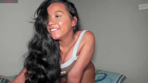 Snapshot of fabianna_laraa chatting on 24, 5, 2026 Thianna online show from 24, 5, 2026