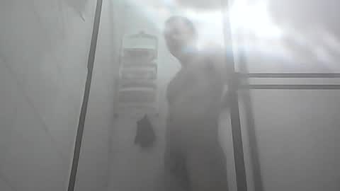 Snapshot of fabiar11 chatting on 22, 7, 2026 R online show from 22, 7, 2026