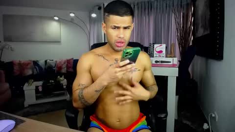 Snapshot of fabilatindick20 chatting on 11, 10, 2025 Fabian online show from 11, 10, 2025