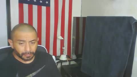 Mark online show from 6, 4, 2026