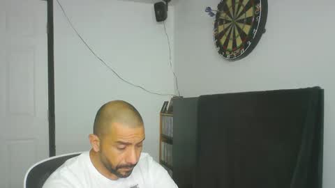 Snapshot of faded805 chatting on 26, 5, 2026 Mark online show from 26, 5, 2026