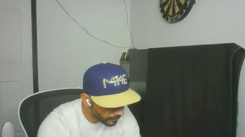 Snapshot of faded805 chatting on 10, 6, 2026 Mark online show from 10, 6, 2026