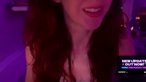 Snapshot of faewildz chatting on 27, 10, 2025 Faewildz online show from 27, 10, 2025