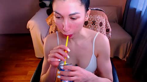 Snapshot of fairy_elli_hot chatting on 25, 5, 2026 Elli online show from 25, 5, 2026