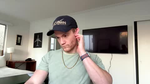 Travis online show from 28, 1, 2025