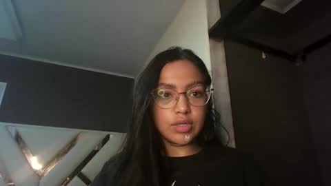 Snapshot of fairylatin chatting on 13, 4, 2026 fairylatin online show from 13, 4, 2026