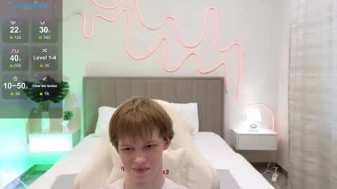 Snapshot of fakeangel87 chatting on 4, 11, 2025 Fakeangel online show from 4, 11, 2025