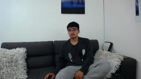 Snapshot of fallgays chatting on 16, 1, 2025 FallGays online show from 16, 1, 2025