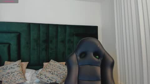 Faloon online show from 4, 11, 2025