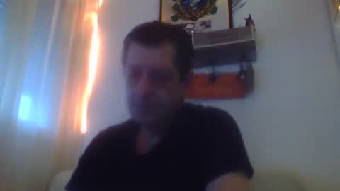 Snapshot of falushp chatting on 11, 1, 2025 falushp online show from 11, 1, 2025