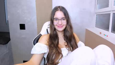 Snapshot of fancy_bunny chatting on 30, 10, 2025 fancy bunny online show from 30, 10, 2025