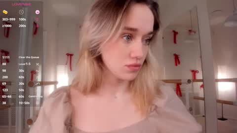 fancyamelia online show from 20, 12, 2025