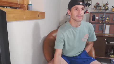 Snapshot of fanfriction chatting on 5, 7, 2026 Fan Friction online show from 5, 7, 2026