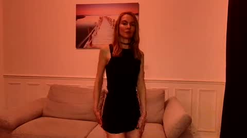 Snapshot of fanny_posy chatting on 10, 12, 2024 Fanny online show from 10, 12, 2024